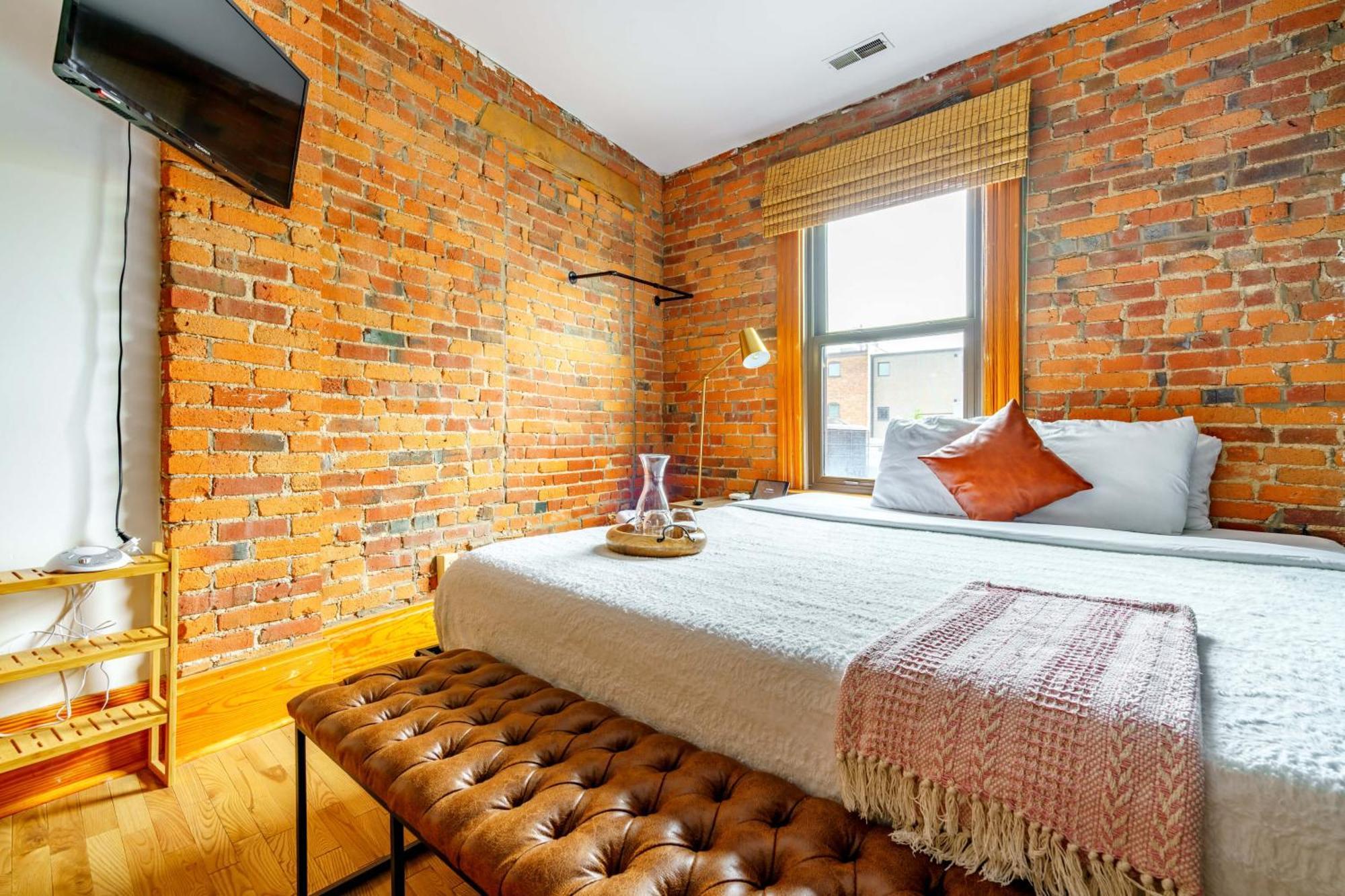 Prime Location Rated Clean Parking Free Columbus